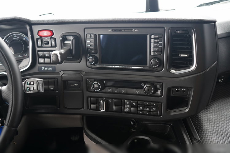 Scania S 450 / RETARDER / KLIMA POSTOJOWA / ALUFELGI / OPONY 100% zdjęcie 31