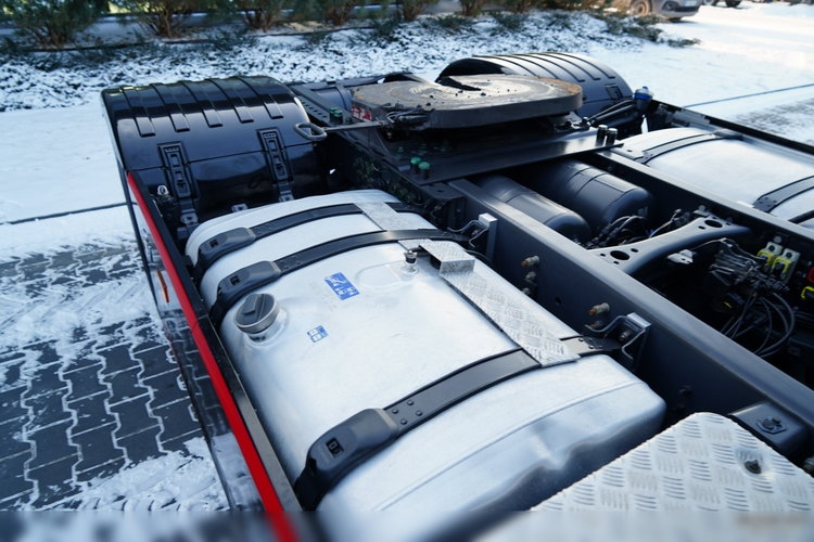 Scania S 530 / V8 / RETARDER   / BOGATE WYPOSAŻENIE /  zdjęcie 17