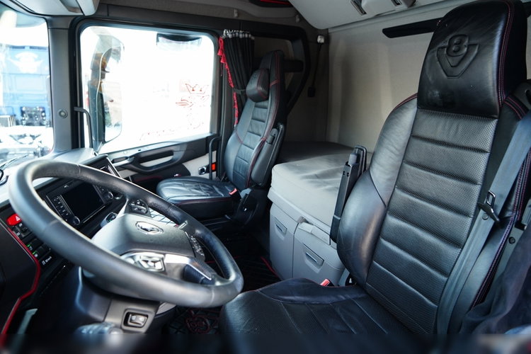 Scania S 530 / V8 / RETARDER   / BOGATE WYPOSAŻENIE /  zdjęcie 24