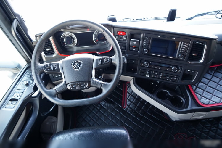 Scania S 530 / V8 / RETARDER   / BOGATE WYPOSAŻENIE /  zdjęcie 29