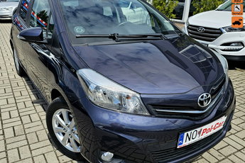 Toyota Yaris Kamera cofania, alufelgi, serwisoawany Toyota, 