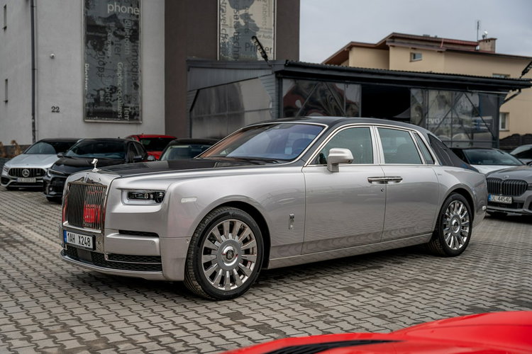 Phantom 6.7 V12 TwinTurbo 571KM / BeSpoke / Ikona / Jedyny w PL / Bezwypadkowy zdjęcie 21