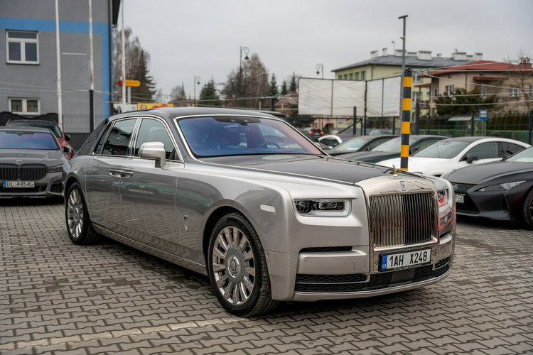 Phantom 6.7 V12 TwinTurbo 571KM / BeSpoke / Ikona / Jedyny w PL / Bezwypadkowy zdjęcie 25