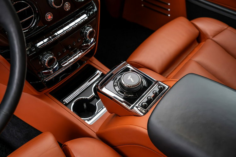 Phantom 6.7 V12 TwinTurbo 571KM / BeSpoke / Ikona / Jedyny w PL / Bezwypadkowy zdjęcie 43