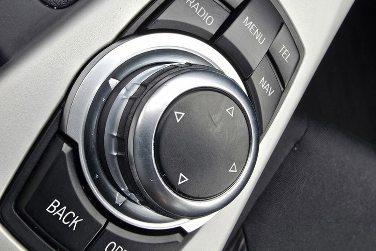 BMW 318 Bezwypadkowy zdjęcie 19