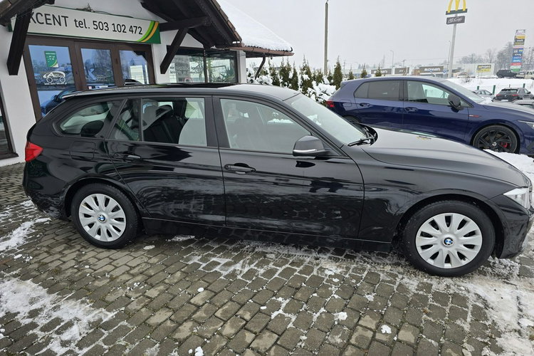 BMW 318 Bezwypadkowy zdjęcie 8