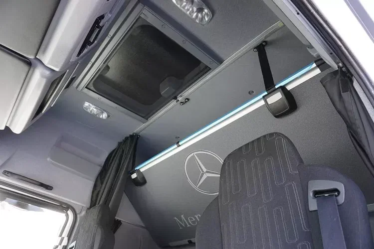 Mercedes ATEGO / 1621 / EURO 6 / IZOTERMA / ŁAD. 9800 KG zdjęcie 17