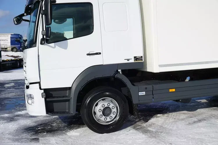 Mercedes ATEGO / 1621 / EURO 6 / IZOTERMA / ŁAD. 9800 KG zdjęcie 18
