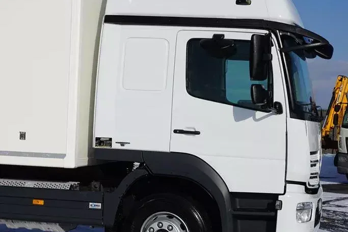 Mercedes ATEGO / 1621 / EURO 6 / IZOTERMA / ŁAD. 9800 KG zdjęcie 28