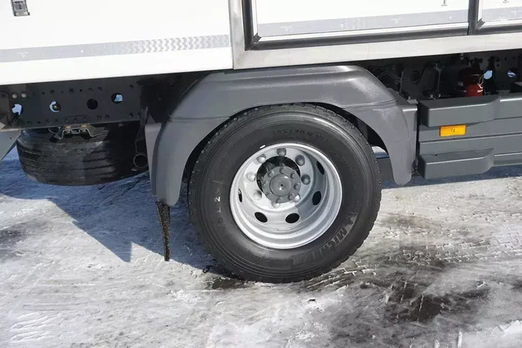 Mercedes ATEGO / 1621 / EURO 6 / IZOTERMA / ŁAD. 9800 KG zdjęcie 30