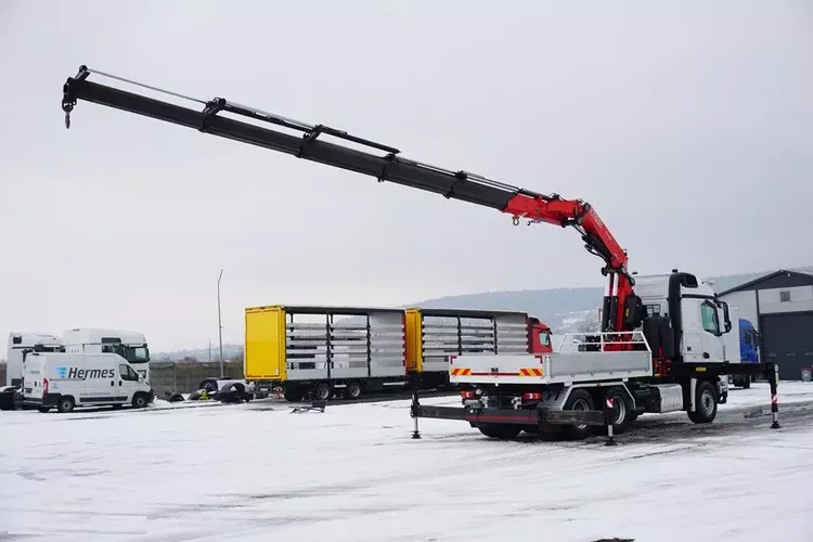Mercedes AROCS / 2651 / 6 X 4 / FASSI F 455 / WYS. 14.6 M / PILOT zdjęcie 29