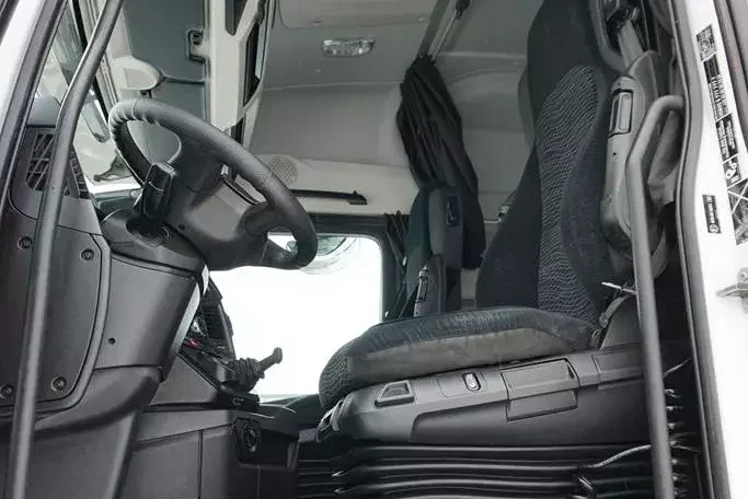 Mercedes AROCS / 2651 / 6 X 4 / FASSI F 455 / WYS. 14.6 M / PILOT zdjęcie 9