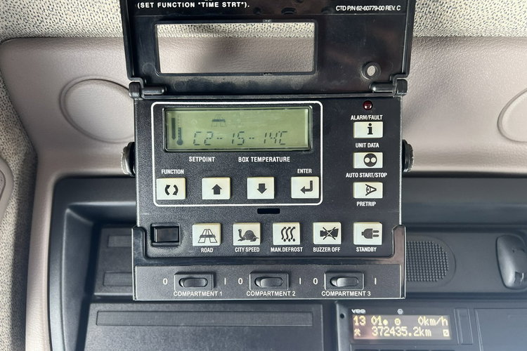 DAF LF 310 Chłodnia Multitemperatura Sprowadzony EURO 6 Przebieg Udokumentowany , Klimatyzacja , Sypialka, Blokada Mostu , Winda zdjęcie 14