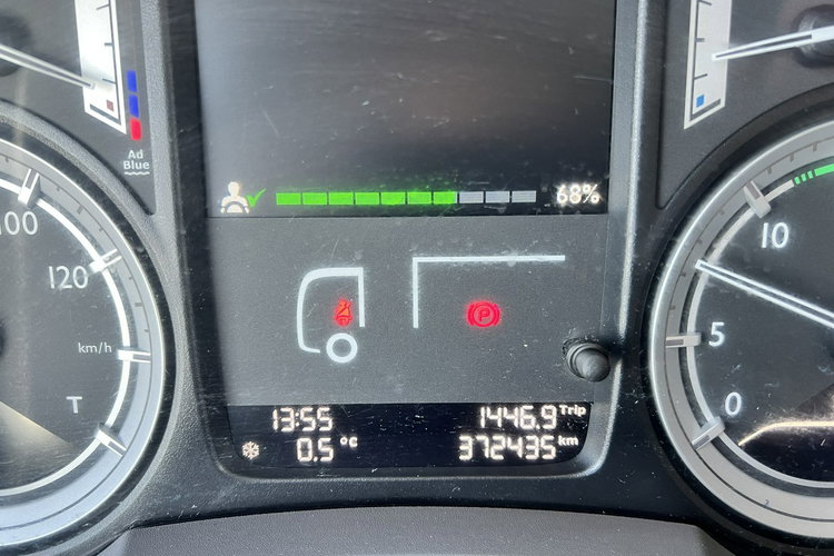 DAF LF 310 Chłodnia Multitemperatura Sprowadzony EURO 6 Przebieg Udokumentowany , Klimatyzacja , Sypialka, Blokada Mostu , Winda zdjęcie 17