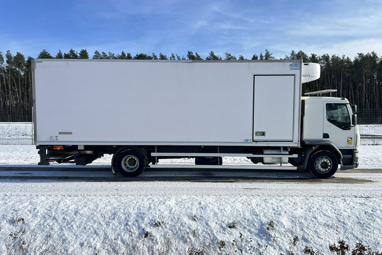 DAF LF 310 Chłodnia Multitemperatura Sprowadzony EURO 6 Przebieg Udokumentowany , Klimatyzacja , Sypialka, Blokada Mostu , Winda zdjęcie 21