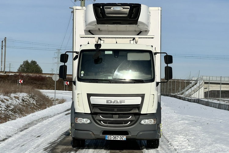 DAF LF 310 Chłodnia Multitemperatura Sprowadzony EURO 6 Przebieg Udokumentowany , Klimatyzacja , Sypialka, Blokada Mostu , Winda zdjęcie 22