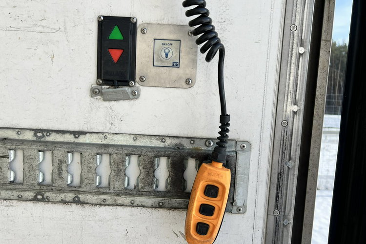 DAF LF 310 Chłodnia Multitemperatura Sprowadzony EURO 6 Przebieg Udokumentowany , Klimatyzacja , Sypialka, Blokada Mostu , Winda zdjęcie 29