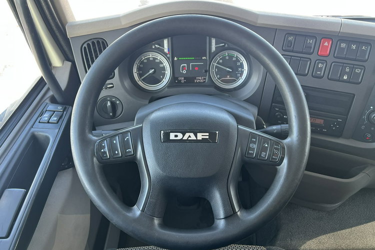 DAF LF 310 Chłodnia Multitemperatura Sprowadzony EURO 6 Przebieg Udokumentowany , Klimatyzacja , Sypialka, Blokada Mostu , Winda zdjęcie 33