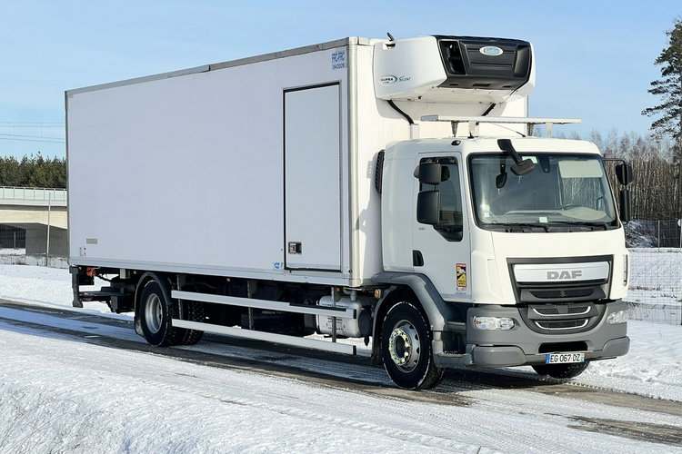DAF LF 310 Chłodnia Multitemperatura Sprowadzony EURO 6 Przebieg Udokumentowany , Klimatyzacja , Sypialka, Blokada Mostu , Winda zdjęcie 4