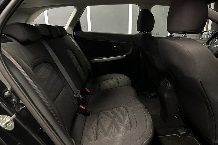 Cee'd Kia Ceed 1.4 MPI EMOTION Kombi Po Opłatach Gwarancja zdjęcie 11
