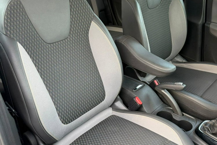Opel Crossland X 1.2 T 130 km podgrzewana Kierownica Fotele 55 tyś przebieg zdjęcie 7