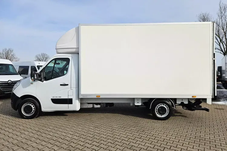 Renault Master Kontener 8 ePAL 52999zł NETTO 2.3 dCi/170KM zdjęcie 6