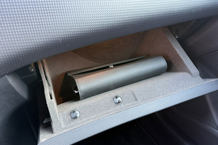 Mercedes A 200 AUTOMAT. ASYSTENT. 1.6 BEN. NISKI PRZEBIEG. PÓŁ-SKÓRA. GRZANE FOTELE zdjęcie 22