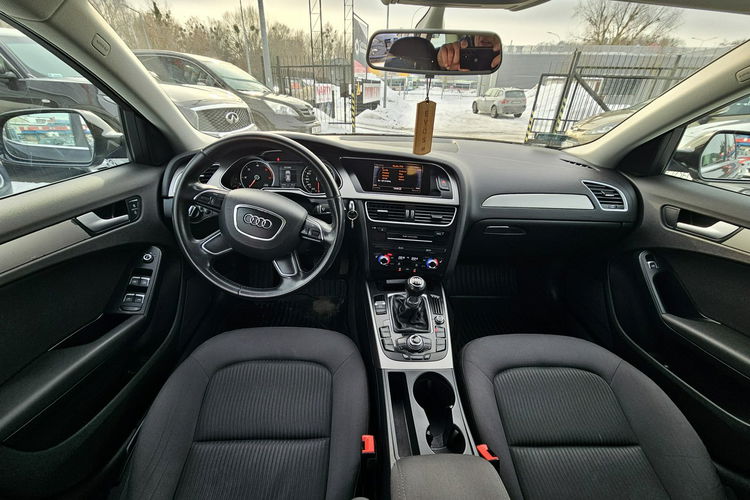 Audi A4 zdjęcie 15