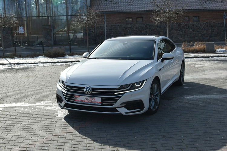 Volkswagen Arteon R-line 2.0TDi DSG 2019r. FullLED Panorama Kamera Virtual el klapa zdjęcie 19