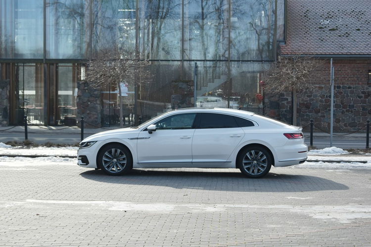 Volkswagen Arteon R-line 2.0TDi DSG 2019r. FullLED Panorama Kamera Virtual el klapa zdjęcie 5