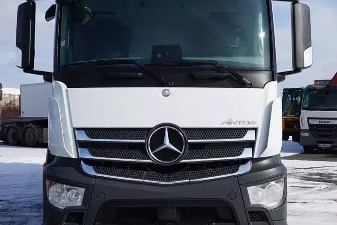 Mercedes / ANTOS / 1830 / EURO 6 / KONTENER + WINDA / 19 PALET zdjęcie 14