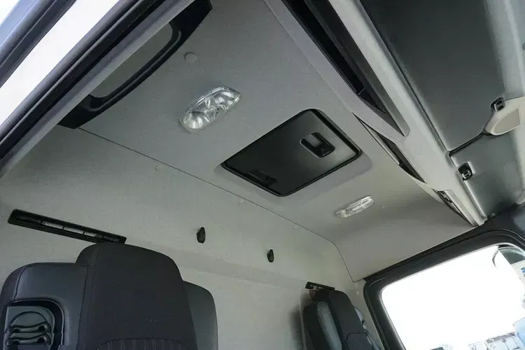 Mercedes / ANTOS / 1830 / EURO 6 / KONTENER + WINDA / 19 PALET zdjęcie 17