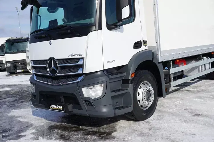 Mercedes / ANTOS / 1830 / EURO 6 / KONTENER + WINDA / 19 PALET zdjęcie 20