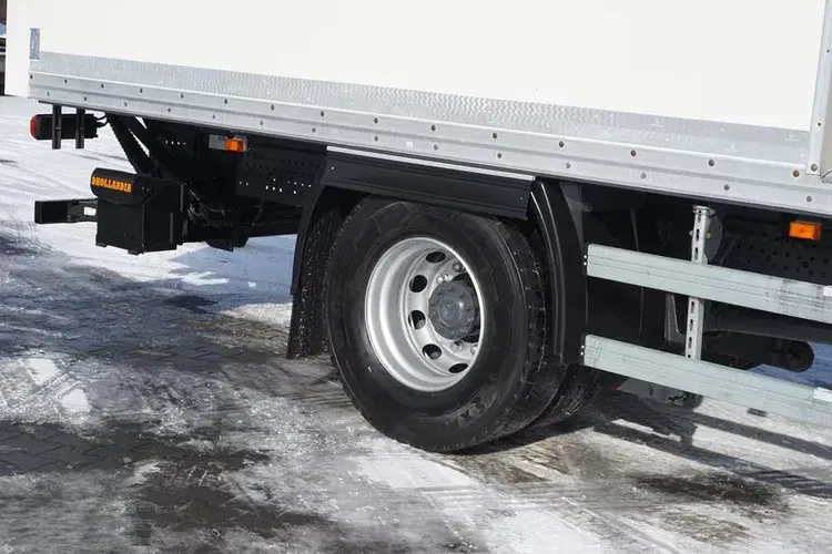 Mercedes / ANTOS / 1830 / EURO 6 / KONTENER + WINDA / 19 PALET zdjęcie 28