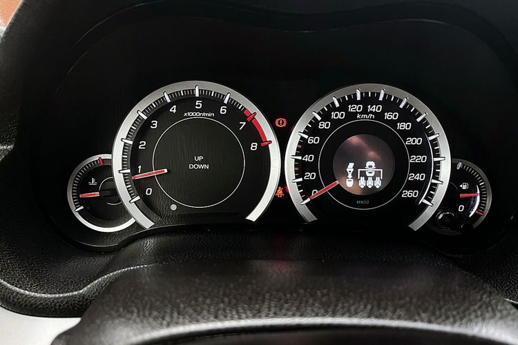 Honda Accord LIFESTYLE+BIXENON ASO 1WŁ. KRAJOWY 100%BEZWYPADKOWY PERŁA 4x2 zdjęcie 22