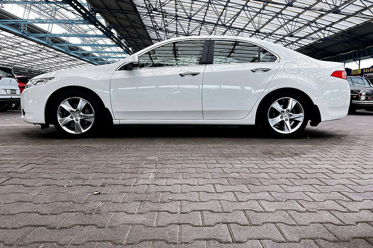 Honda Accord LIFESTYLE+BIXENON ASO 1WŁ. KRAJOWY 100%BEZWYPADKOWY PERŁA 4x2 zdjęcie 4