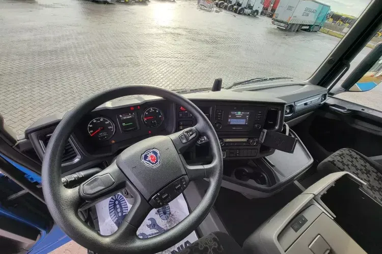 Scania R 450 A4x2NA Hydraulika zdjęcie 17