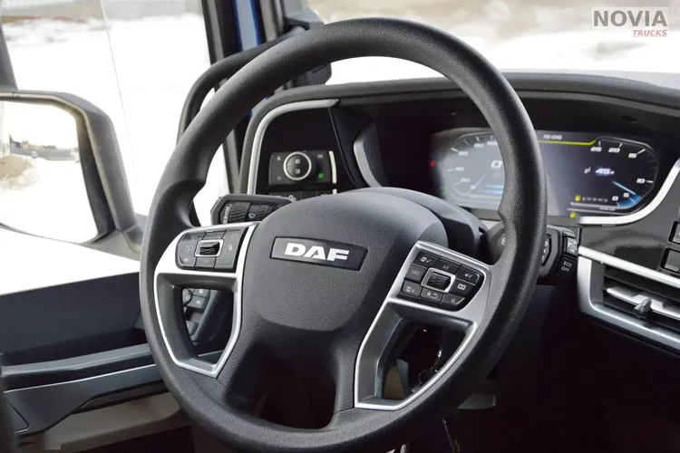 DAF XG+ 530 / ZF INTARDER / KLIMA POST. / FULL LED / ALUFELGI / zdjęcie 31