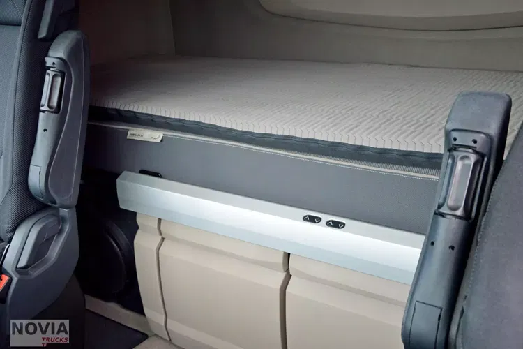 DAF XG+ 530 / ZF INTARDER / KLIMA POST. / FULL LED / ALUFELGI / zdjęcie 27