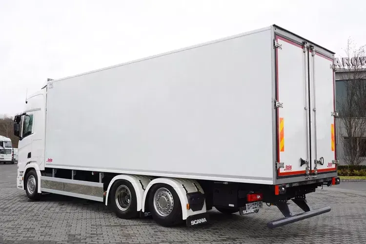 Scania R500 6x2 / Chłodnia hakowa Kiesling / Thermoking T-1200R / oś skrętna zdjęcie 9