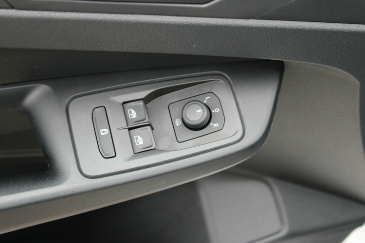 Volkswagen Caddy Salon Polska netto 66 585 PLN Gwarancja App-Connect zdjęcie 12