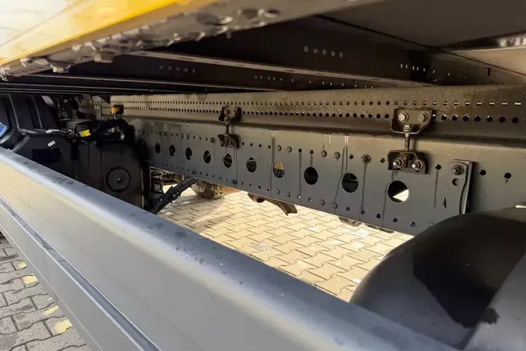 Mercedes ATEGO 1224 zdjęcie 10