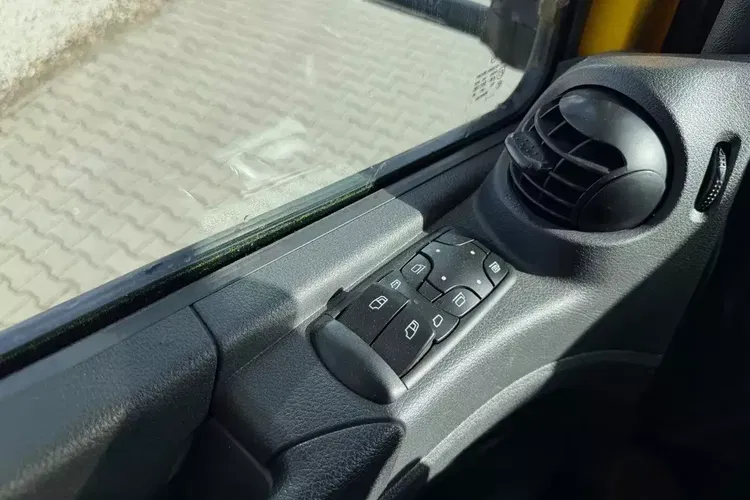 Mercedes ATEGO 1224 zdjęcie 13