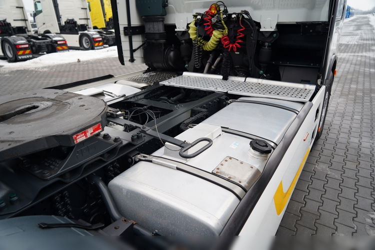 Iveco S-WAY / 510 / RETARDER / KLIMA POSTOJOWA zdjęcie 16