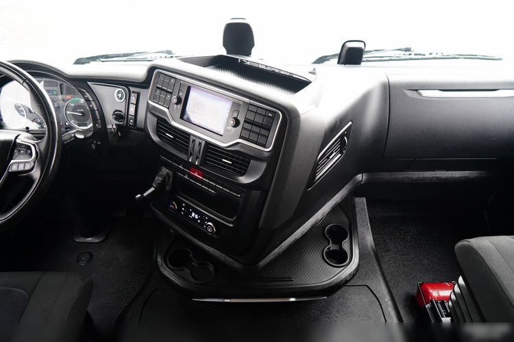 Iveco S-WAY / 510 / RETARDER / KLIMA POSTOJOWA zdjęcie 32