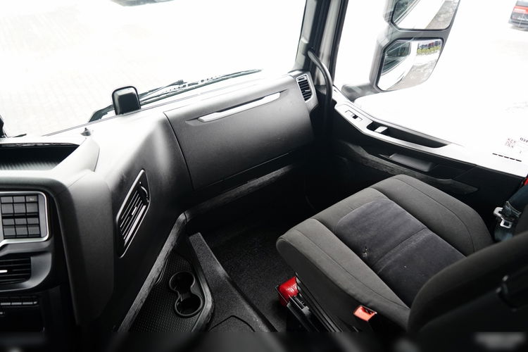 Iveco S-WAY / 510 / RETARDER / KLIMA POSTOJOWA zdjęcie 33