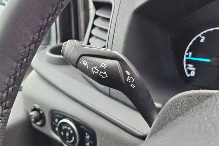 Ford transit L3H2 84999zł NETTO Brygadówka 6 osób 2.0TdCi/170KM zdjęcie 22