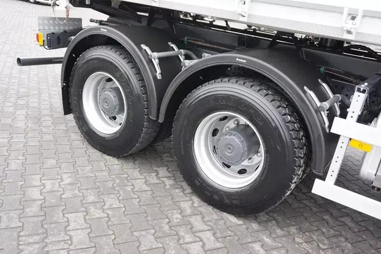 Mercedes AROCS / 2645 / E 6 / WYWROTKA + HDS / 6 X 4 / HYDROBURTA / ŁYŻKA / WIDŁY zdjęcie 37