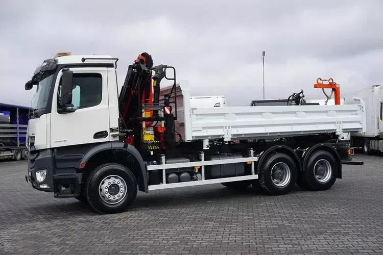 Mercedes AROCS / 2645 / E 6 / WYWROTKA + HDS / 6 X 4 / HYDROBURTA / ŁYŻKA / WIDŁY zdjęcie 5