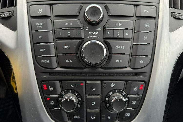 Opel Astra GTC, PDC 2x, Podgrz. fotele, Ele szyby, Ele lusterka, 2 kpl. kół zdjęcie 21